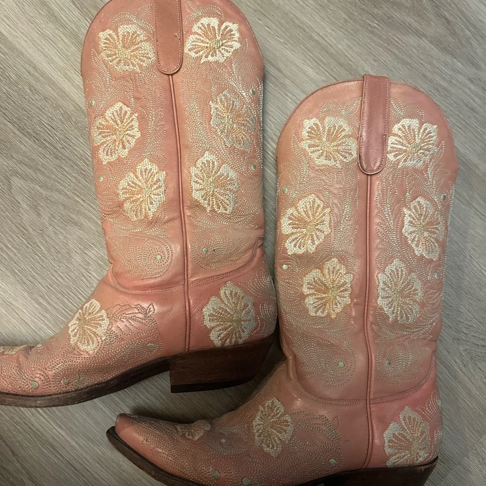 Old Gringo Pink Embroidered Cowboy Boots size 9 - Picture 2 of 6